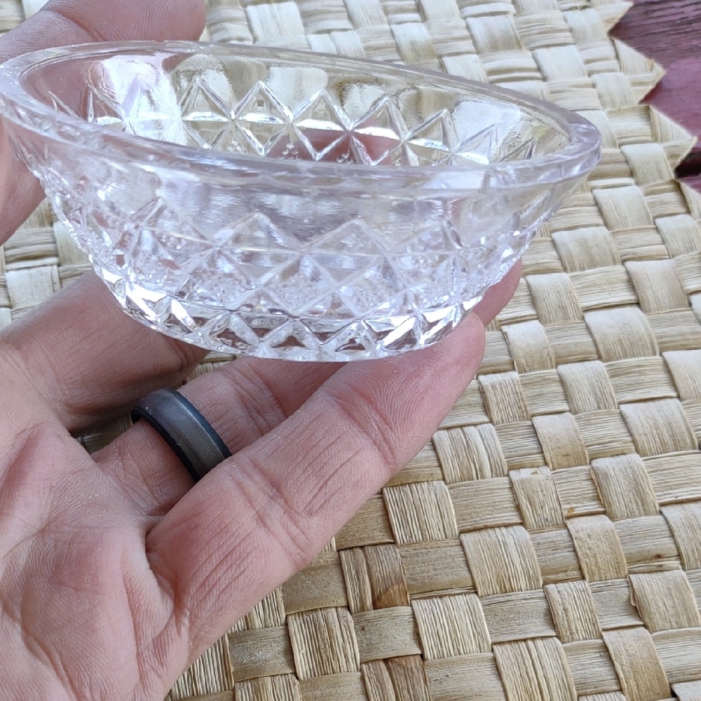 Vintage Set Of 2 Clear Glass Finger Bowls